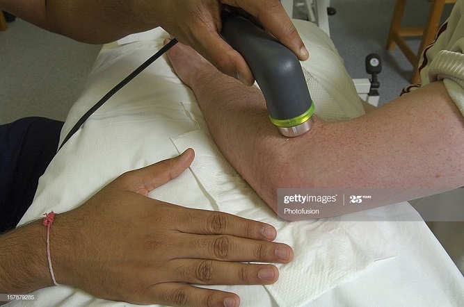 TENNIS ELBOW ปวดศอกด้านนอก อาการที่ไม่ได้เกิดขึ้นเฉพาะกับนักเทนนิส